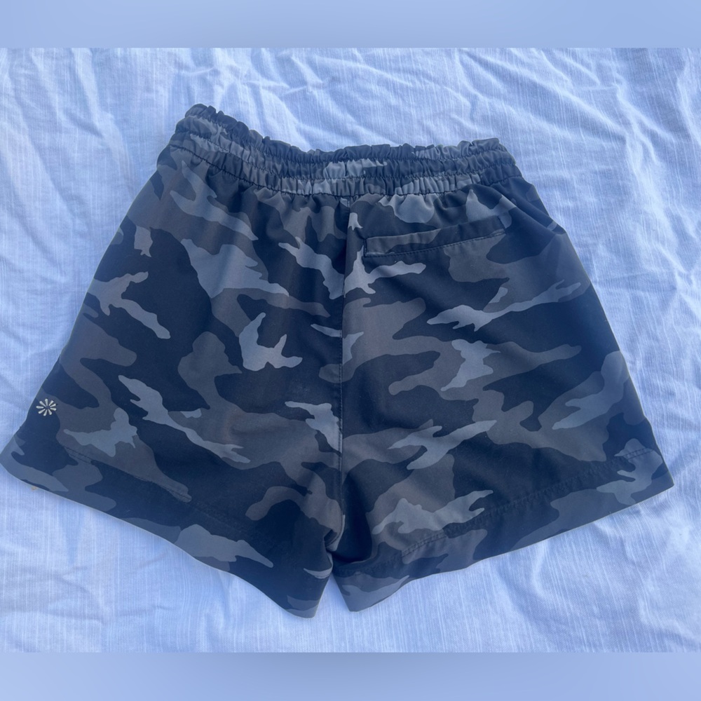 Athleta Girl Charcoal Gray Camo Athletic Shorts - Picture 2 of 3
